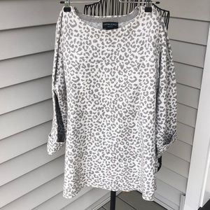 NWOT. Grey/White Leopard Print Sweater